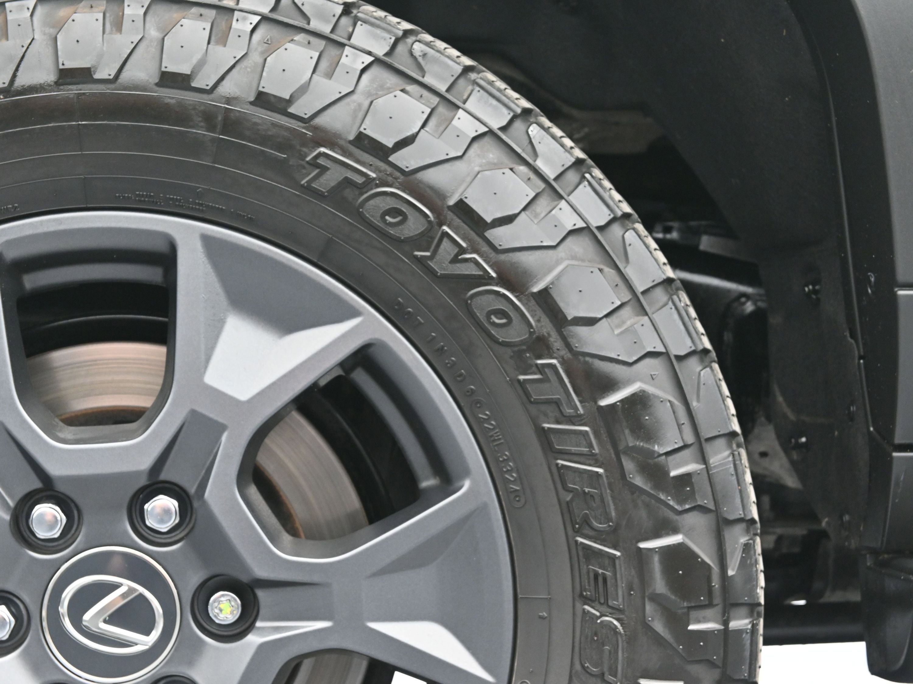 Used 2024 Lexus GX 550 GX 550 Overtrail+ image 40