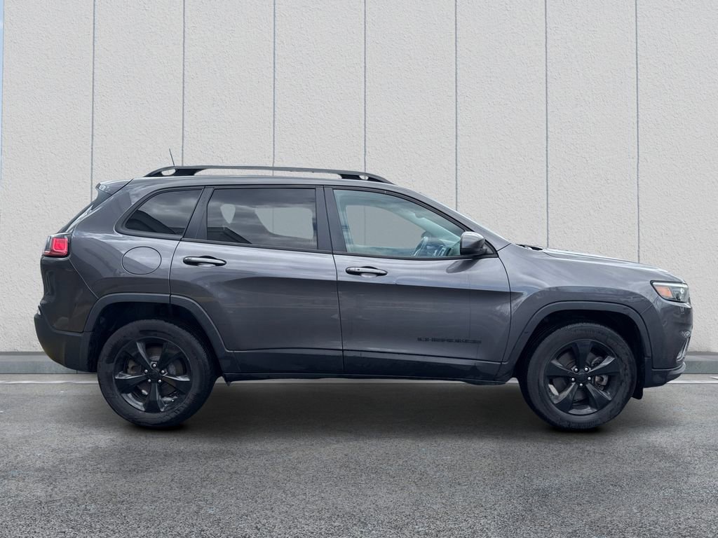 Used 2019 Jeep Cherokee Latitude Plus image 8