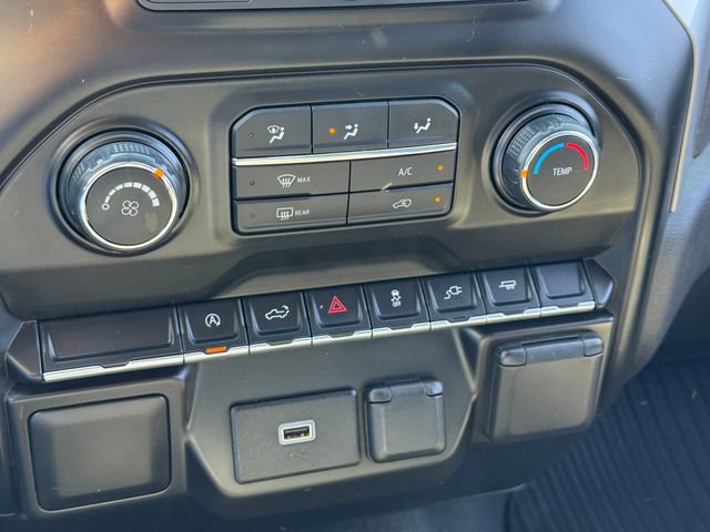 Used 2020 Chevrolet Silverado 1500 Custom w/ Custom Value Package RWD image 21