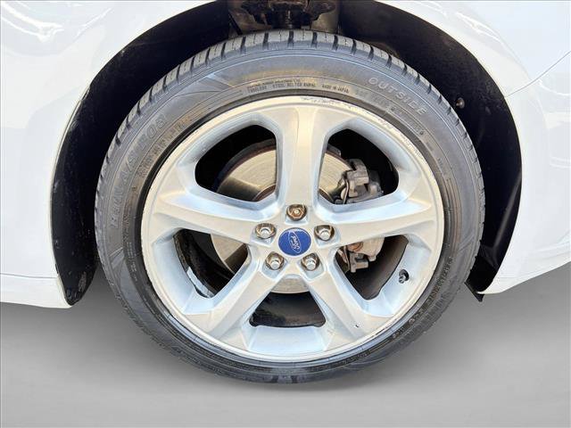 Used 2016 Ford Fusion SE FWD image 15