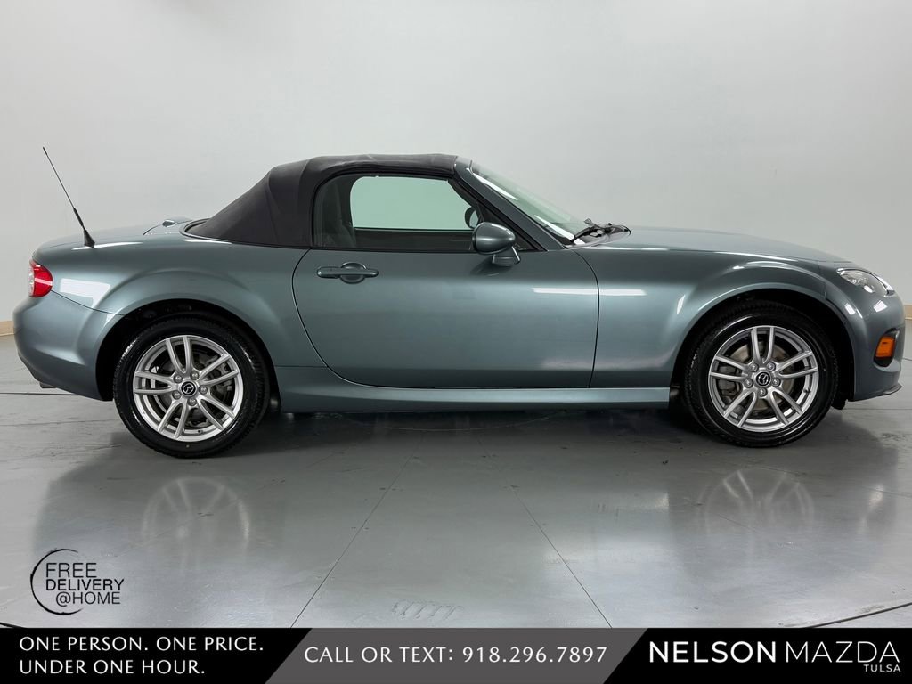 Used 2013 MAZDA MX-5 Miata Sport image 5