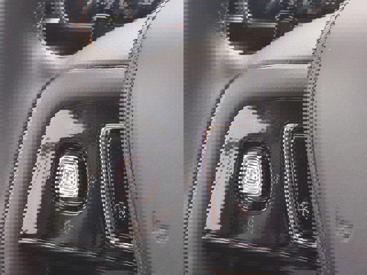 Certified 2025 Lincoln Aviator Reserve w/ Illumination Package image 25