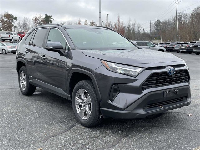 Used 2024 Toyota RAV4 XLE image 7