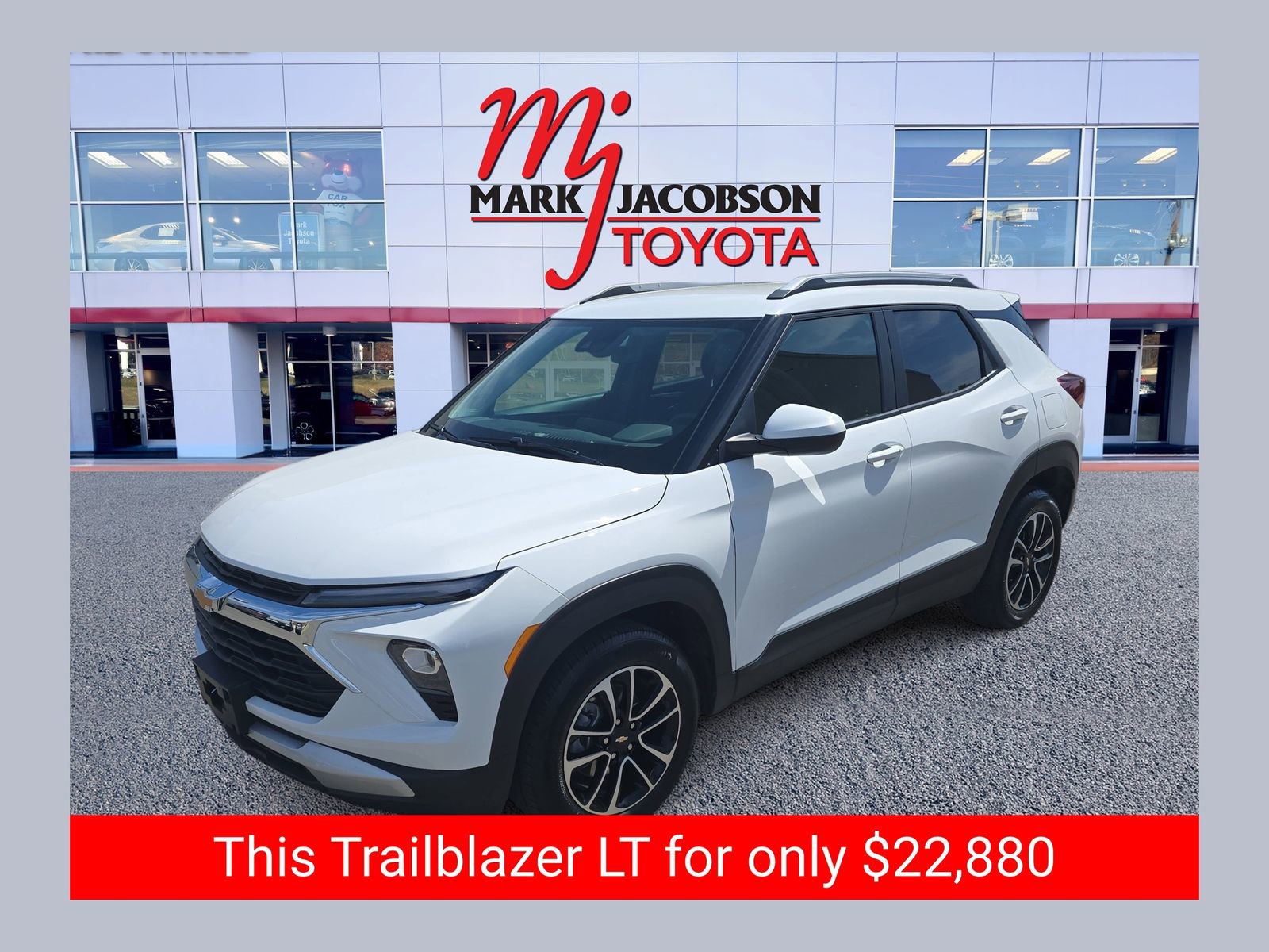 Used 2025 Chevrolet TrailBlazer LT FWD image 1