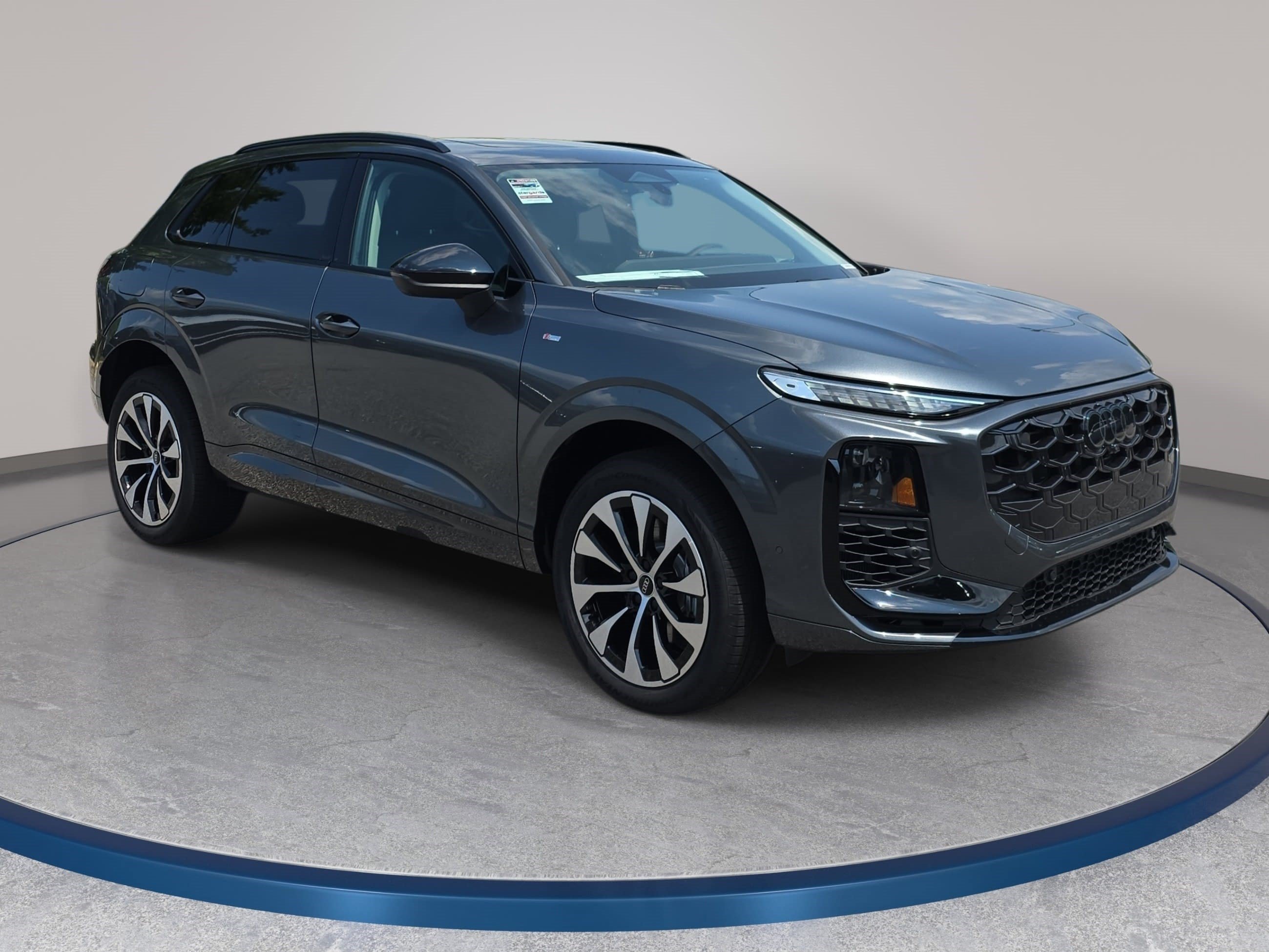 New 2026 Audi Q3 quattro 2.0T AWD/4WD image 3