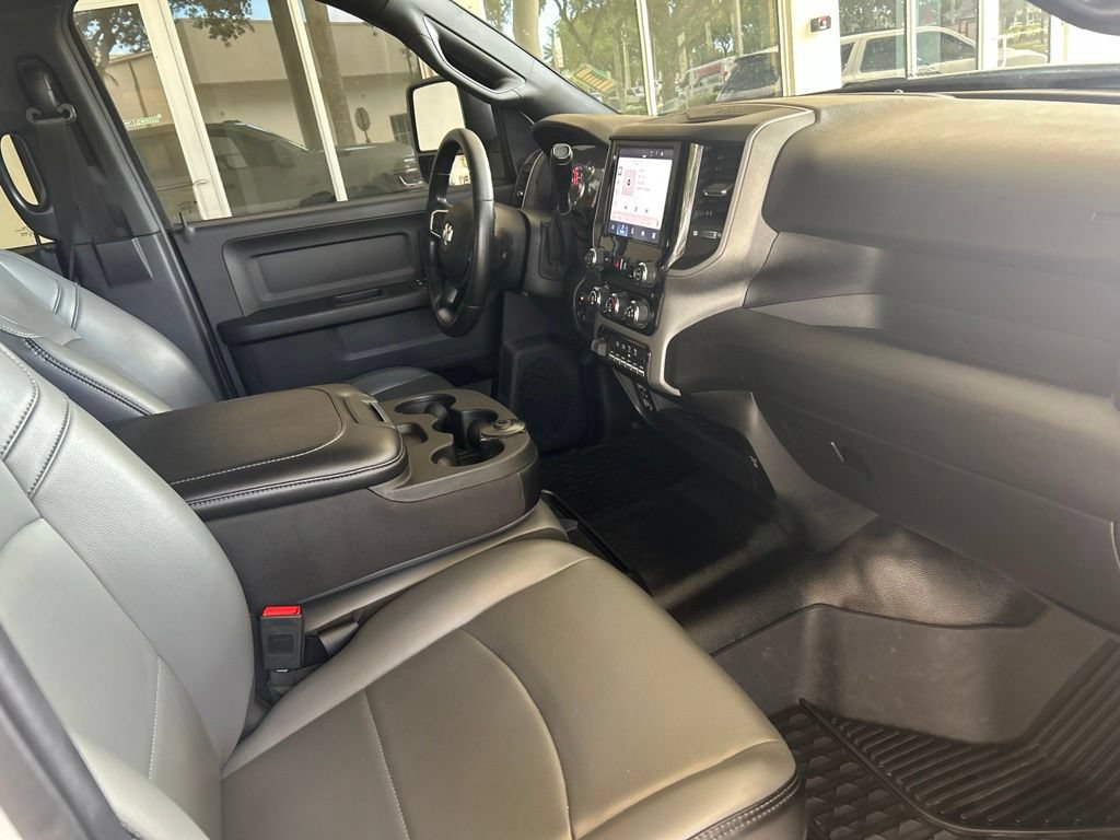 Used 2025 RAM 2500 Tradesman w/ Chrome Appearance Group AWD/4WD image 26