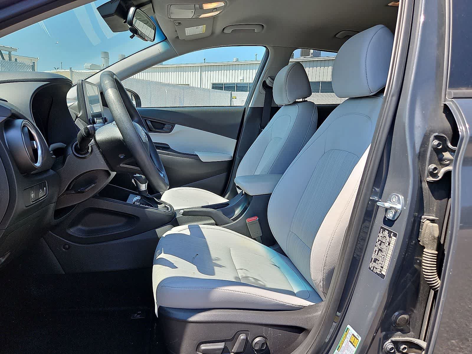 Used 2023 Hyundai Kona SEL FWD image 24