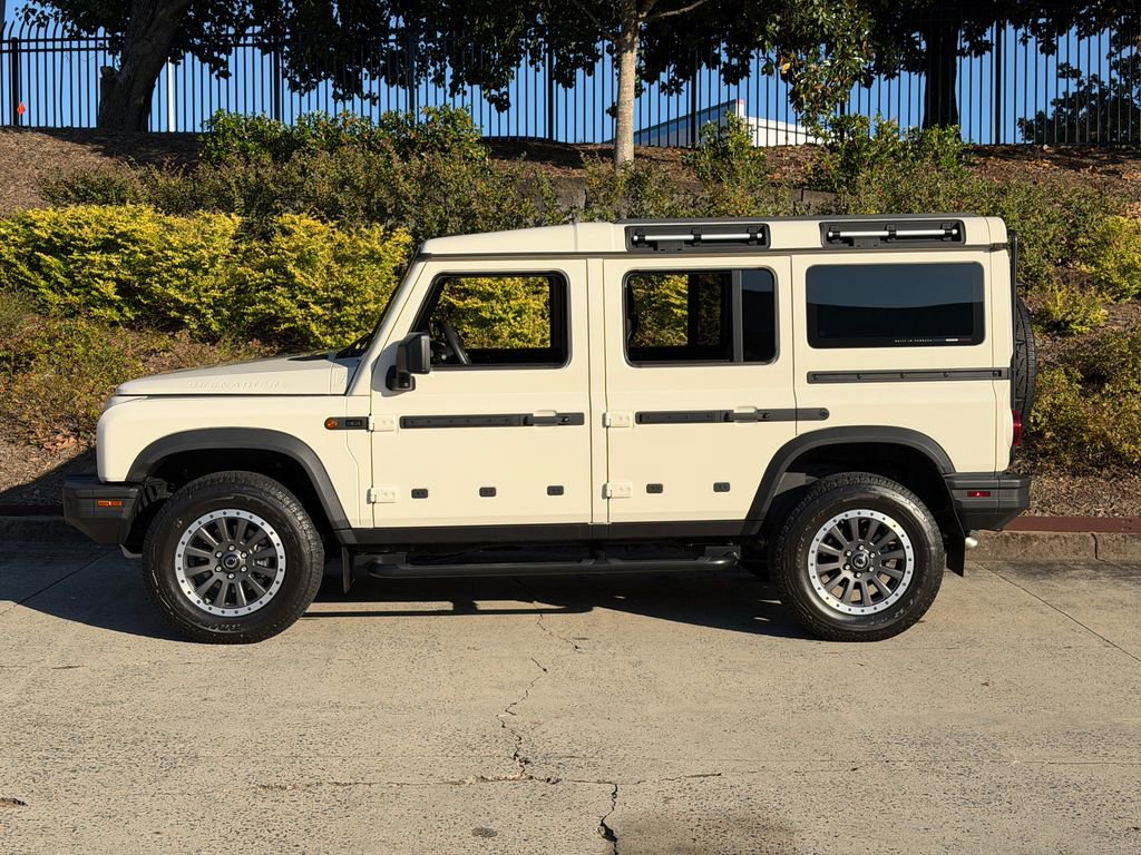 Used 2024 INEOS Grenadier Fieldmaster Edition image 6