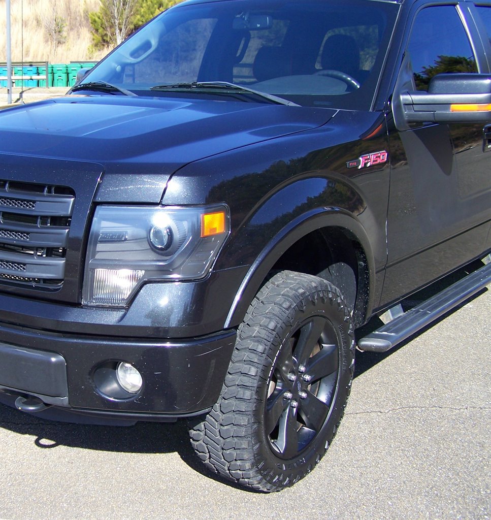 Used 2014 Ford F150 FX4 w/ Equipment Group 402A Luxury image 18