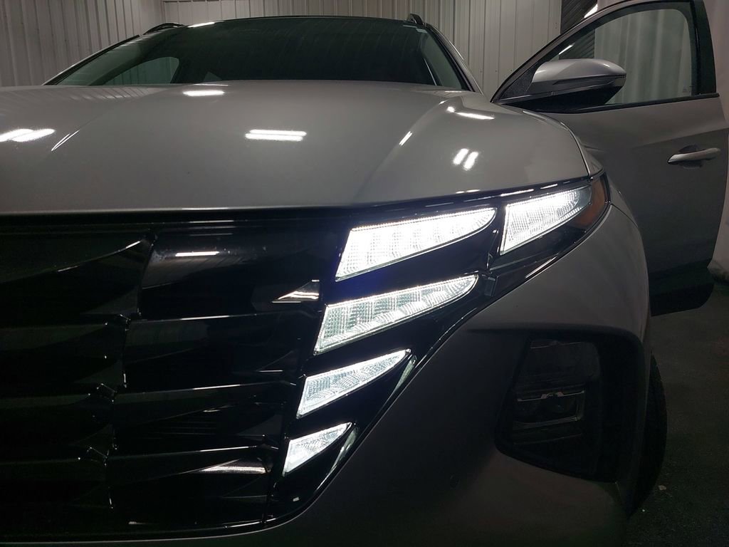 Used 2024 Hyundai Tucson Limited image 33