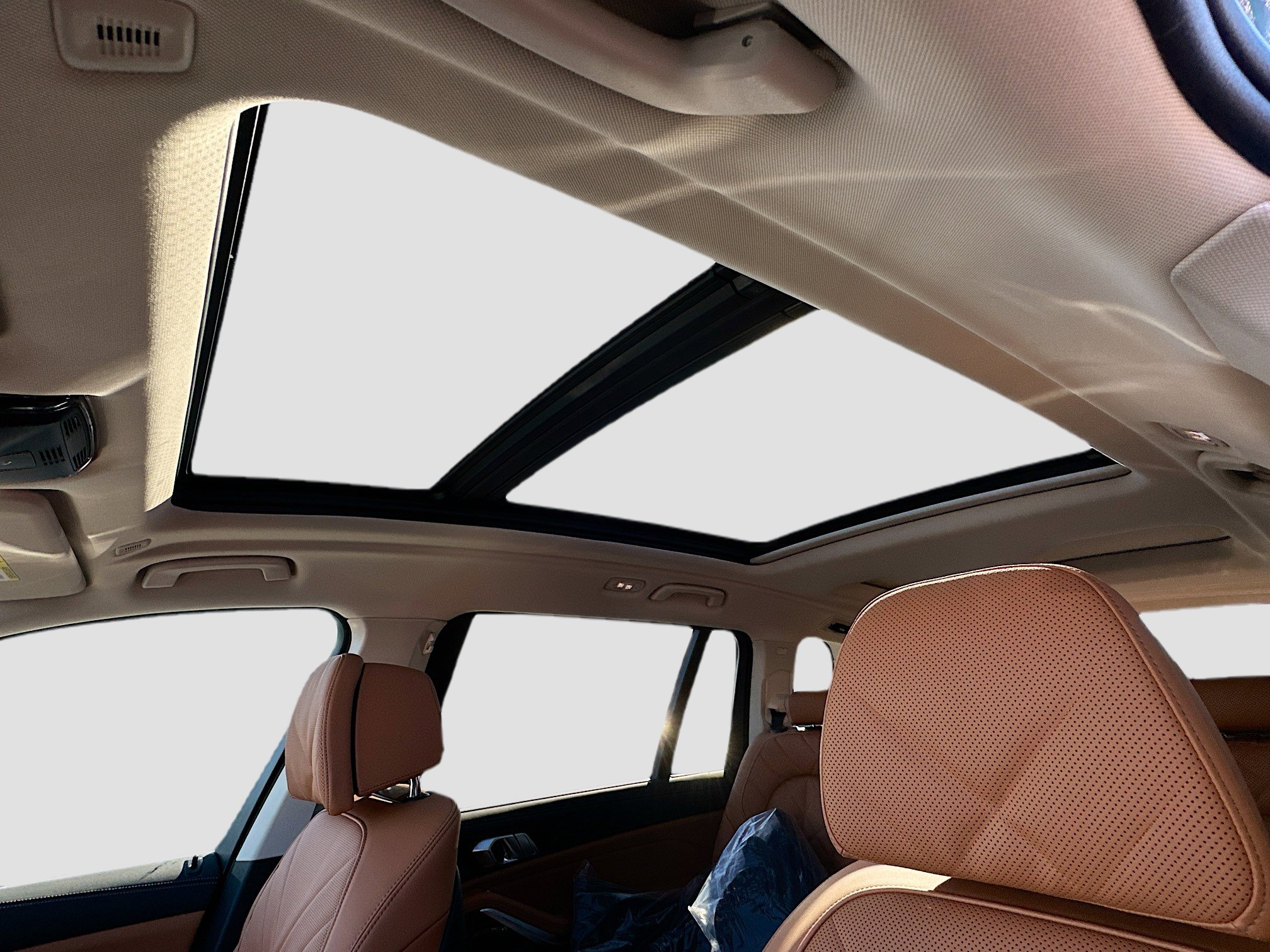 New 2026 BMW X7 xDrive40i w/ Executive Package image 16