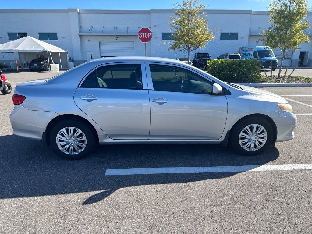 Used 2009 Toyota Corolla LE FWD image 6
