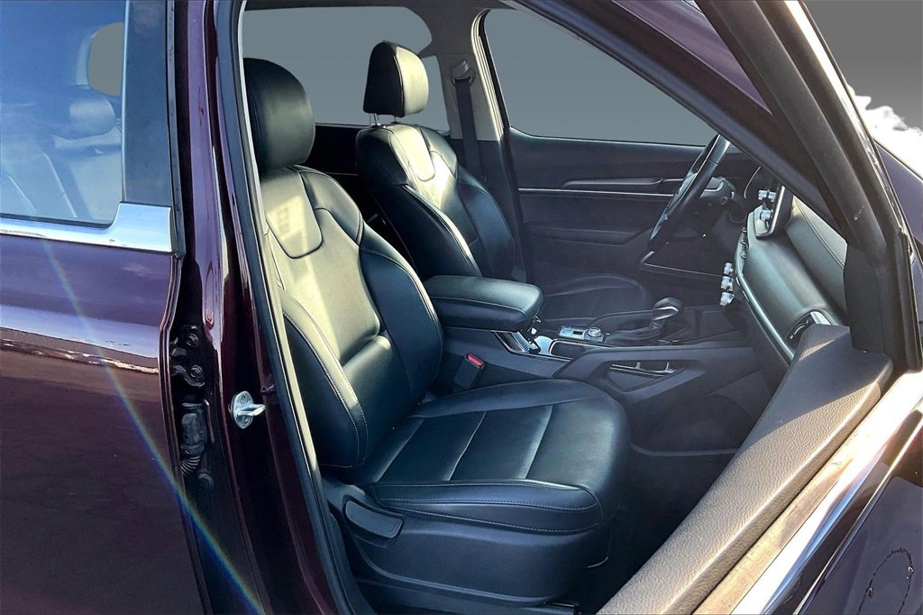 Used 2020 Kia Telluride LX image 4