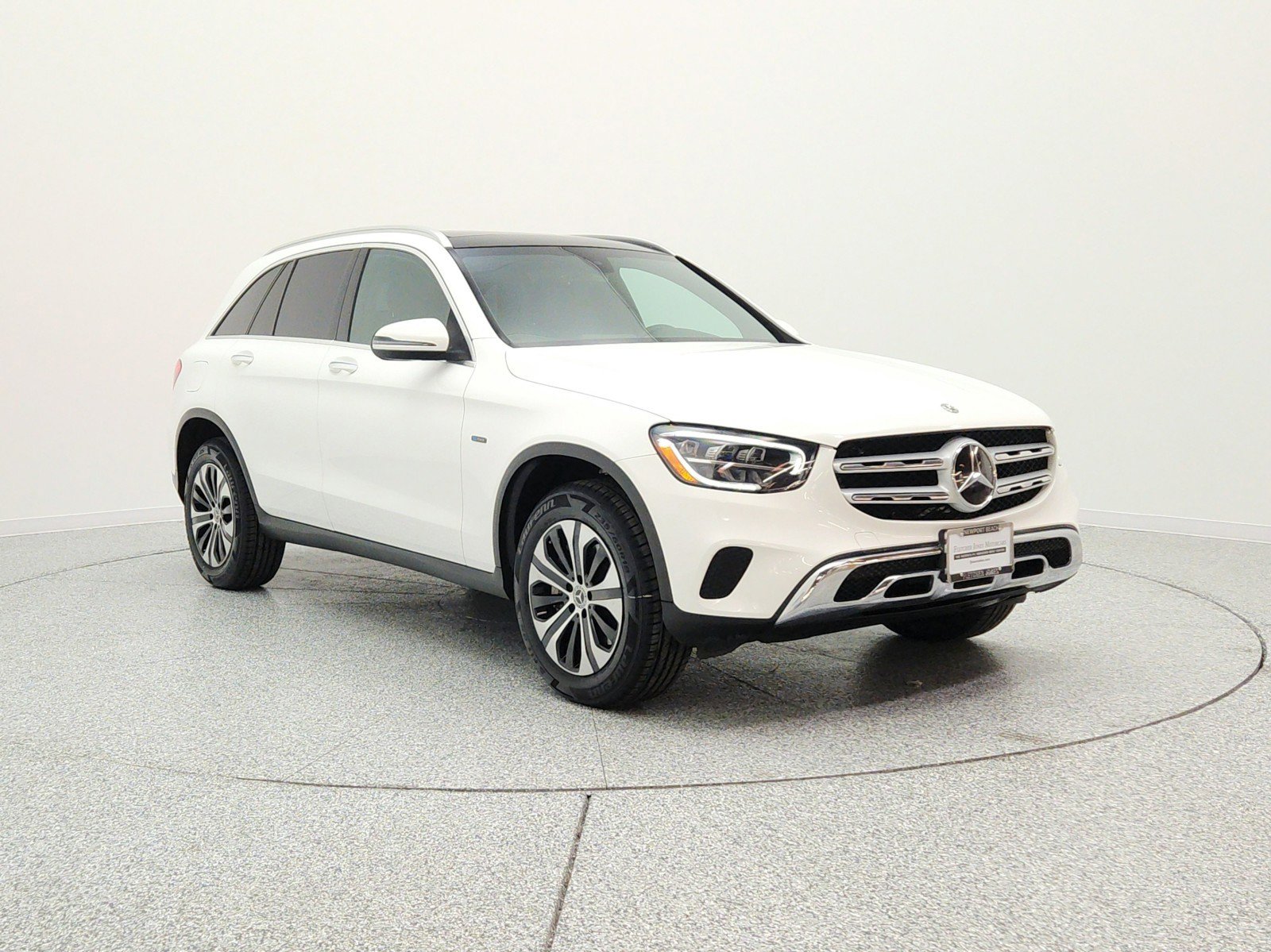 Used 2020 Mercedes-Benz GLC 350e 4MATIC image 3