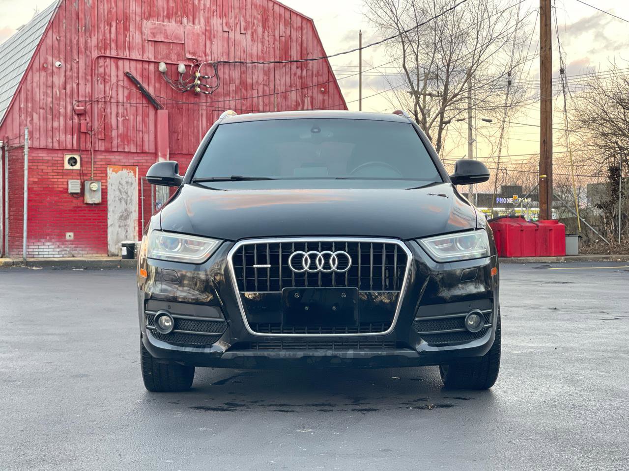 Used 2015 Audi Q3 2.0T Prestige w/ Prestige Package AWD/4WD image 2