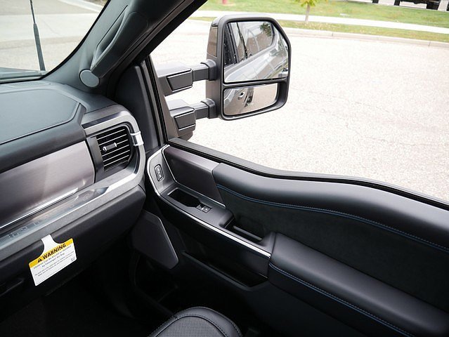 New 2026 Ford F450 Platinum w/ FX4 Off-Road Package image 26