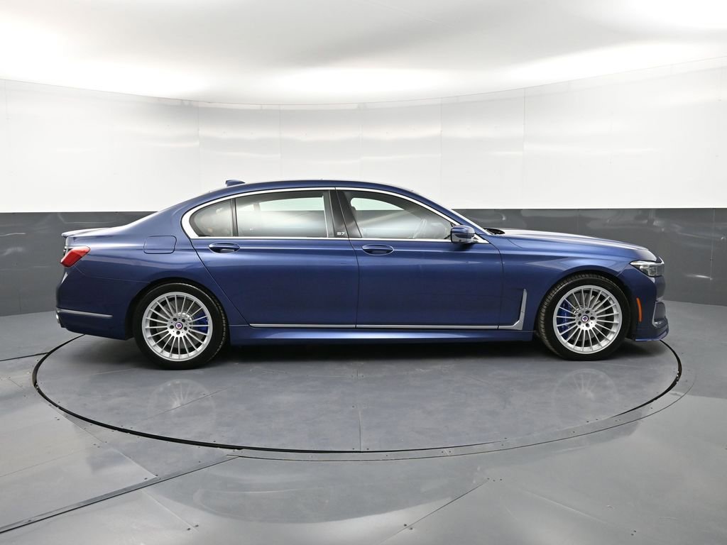 Used 2022 BMW ALPINA B7 xDrive w/ Luxury Rear Seating Package AWD/4WD image 9