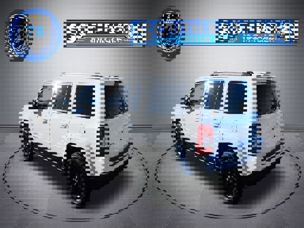 Used 2017 Jeep Patriot High Altitude image 5