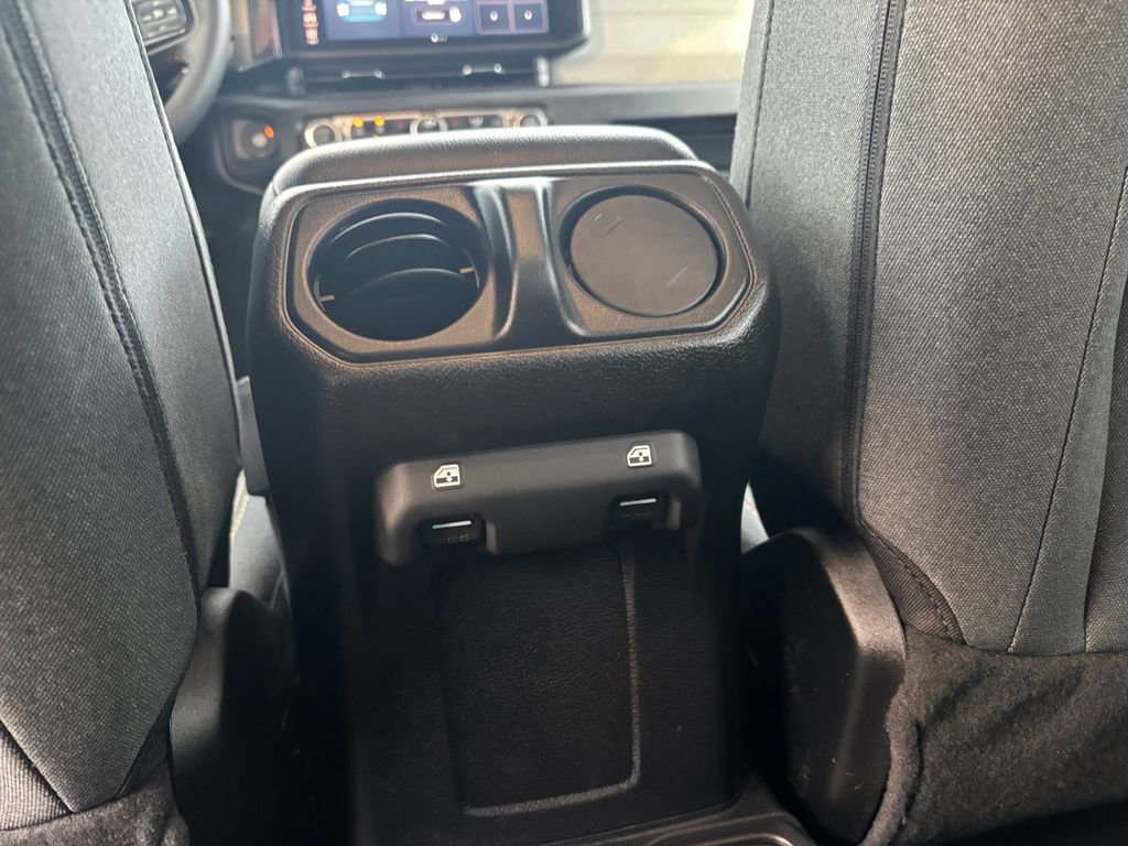 Used 2024 Jeep Wrangler Sport S image 35