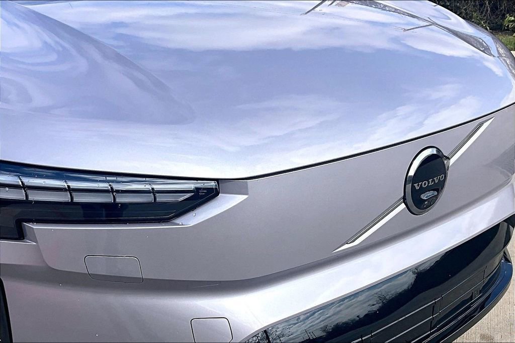 New 2026 Volvo EX90 Plus RWD image 41