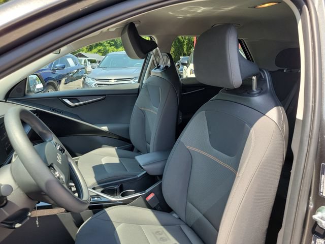 Used 2026 Kia Niro LX FWD image 18