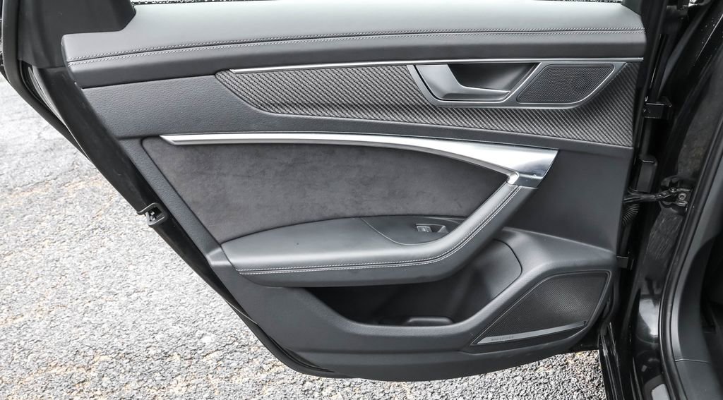 Used 2023 Audi S6 Premium Plus w/ Premium Plus Package image 30