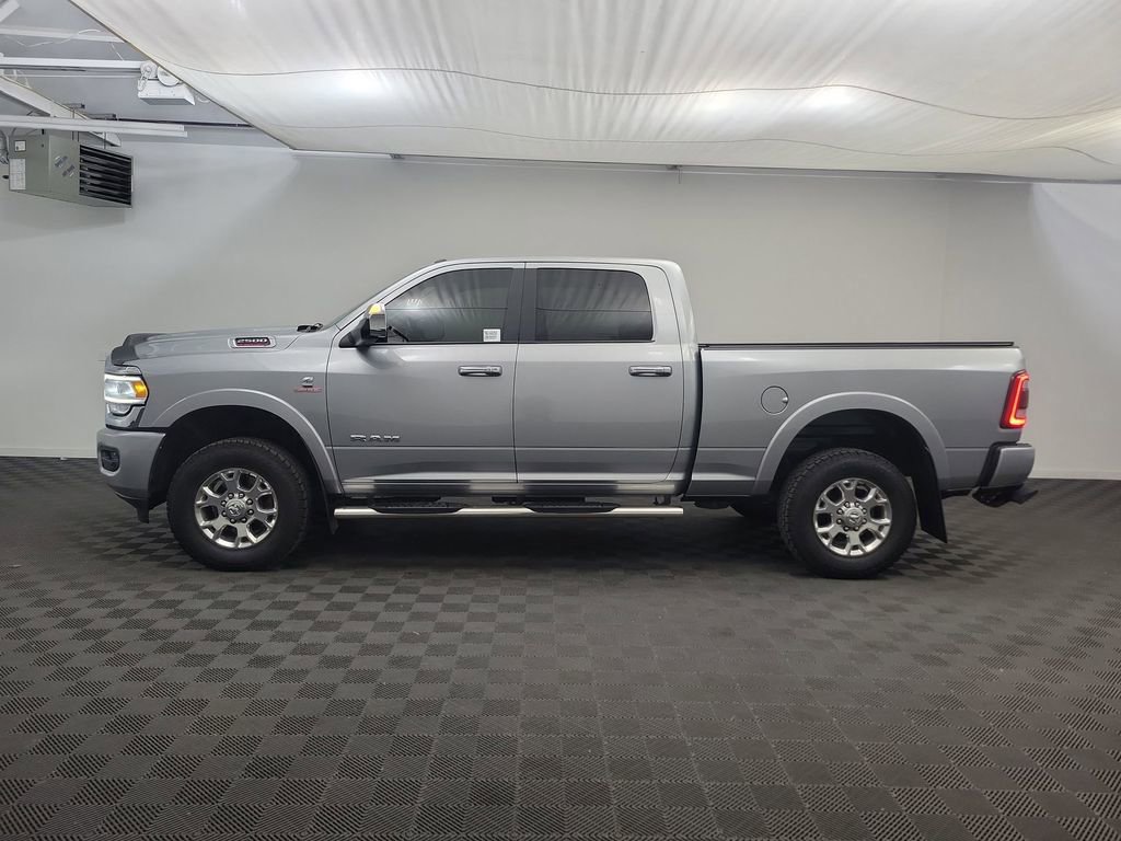 Used 2022 RAM 2500 Laramie AWD/4WD image 2