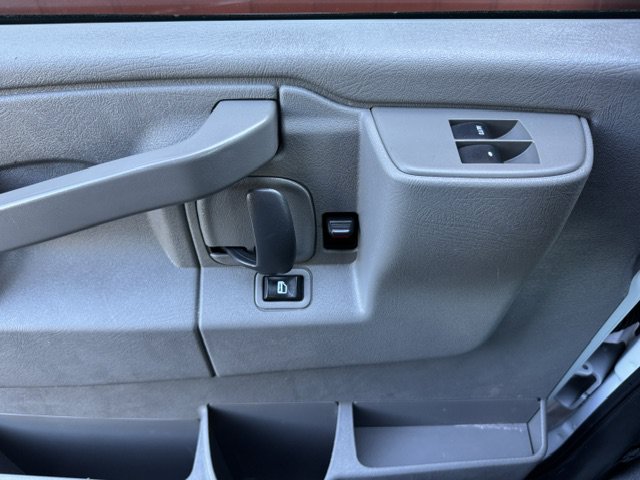 Used 2021 Chevrolet Express 3500 w/ Power Convenience Package RWD image 15