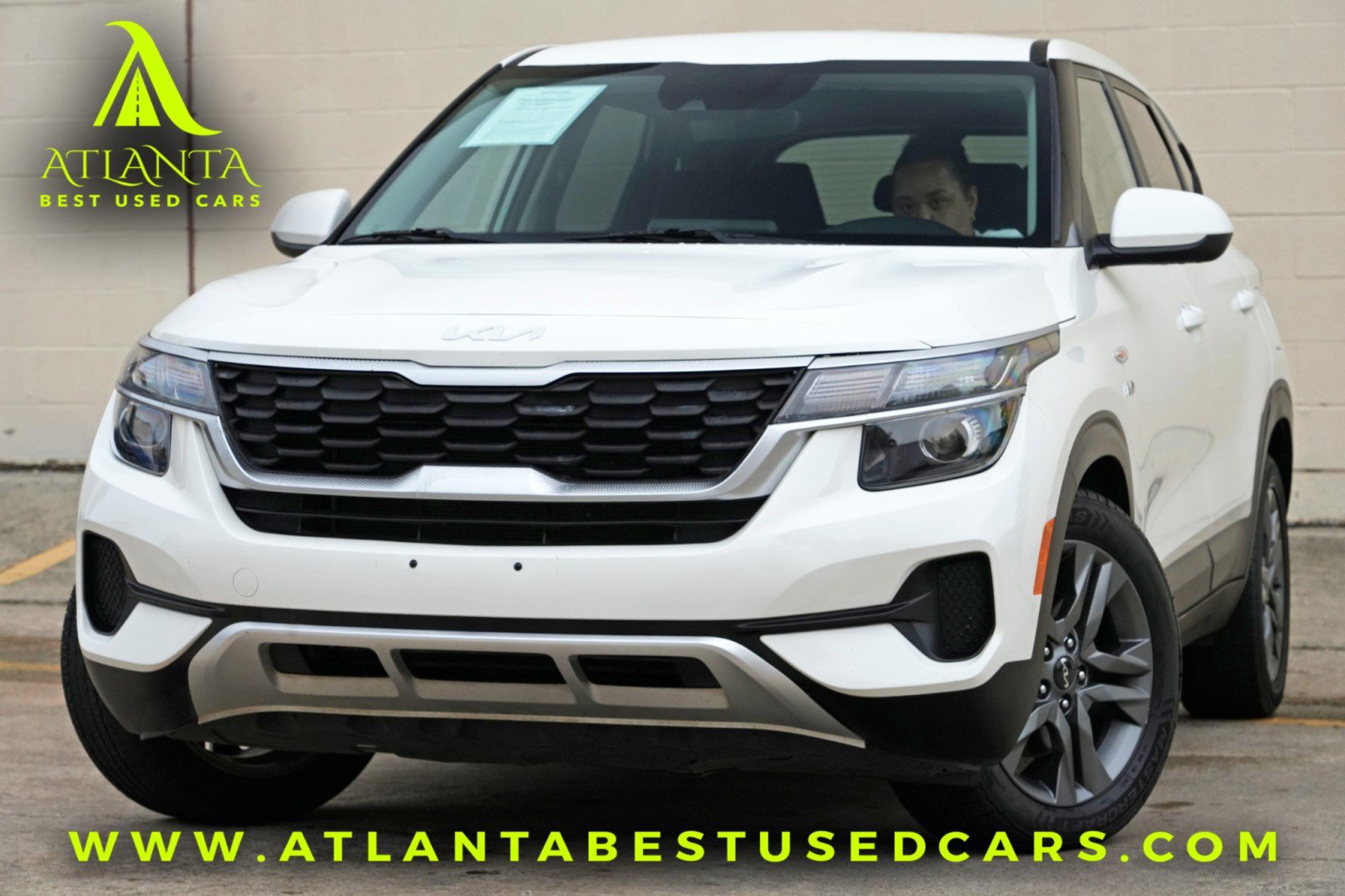 Used 2023 Kia Seltos LX AWD/4WD image 1