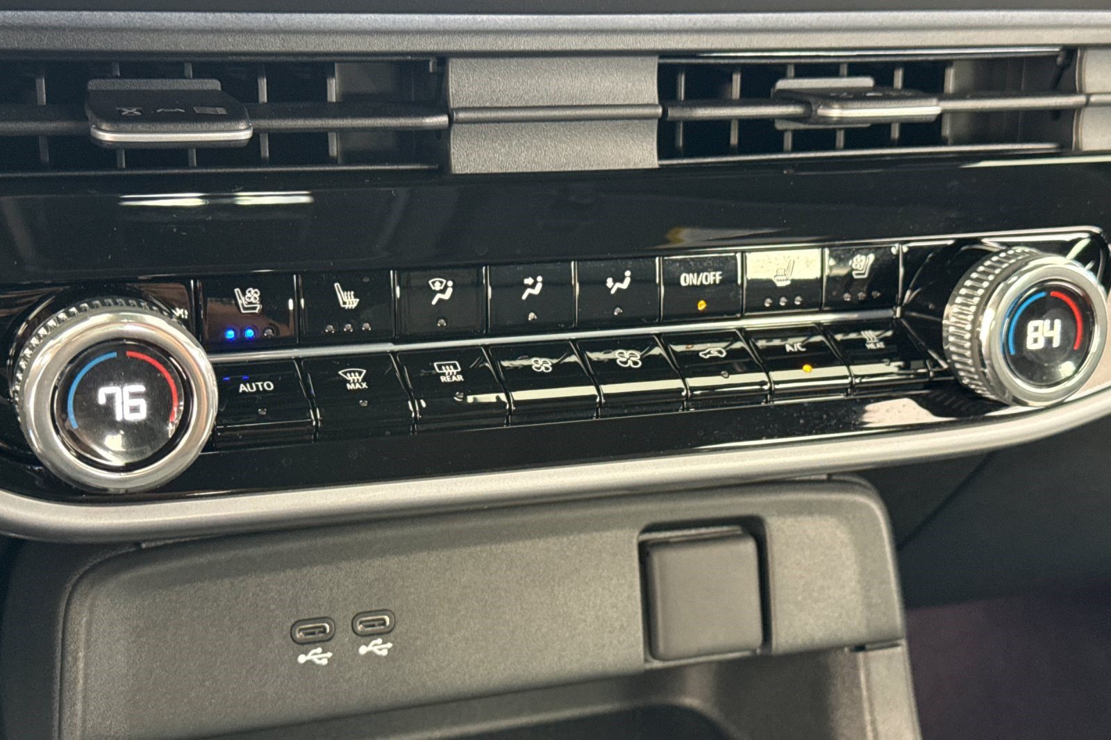 Certified 2024 Honda Prologue Elite image 18