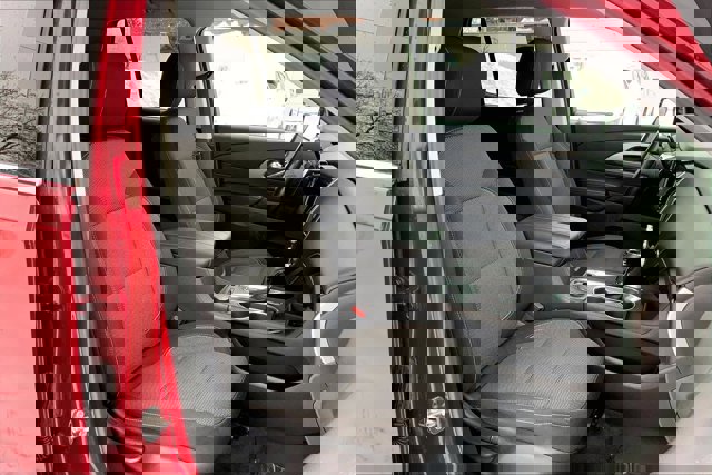 Used 2018 Chevrolet Traverse LT w/ LPO, Cargo Package image 6