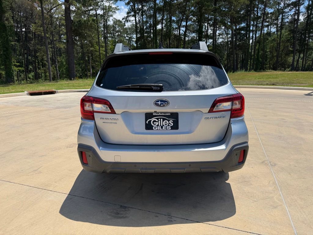 Used 2019 Subaru Outback 2.5i Limited AWD/4WD image 4