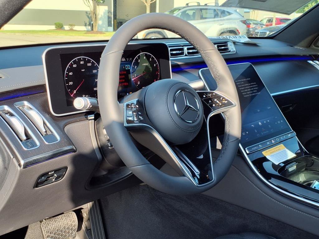 New 2025 Mercedes-Benz S 580 4MATIC Sedan image 9