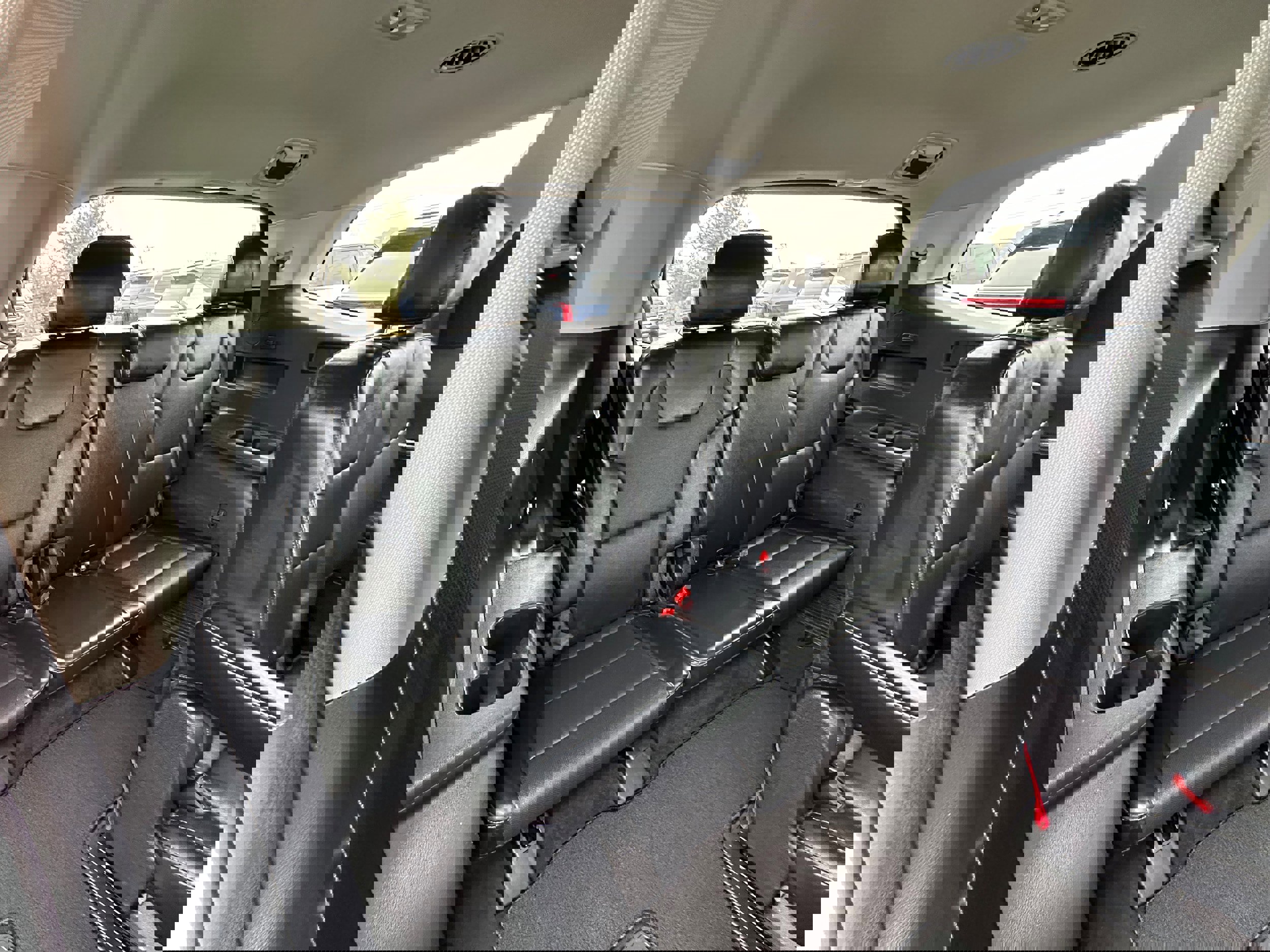 Used 2022 Kia Telluride S image 24