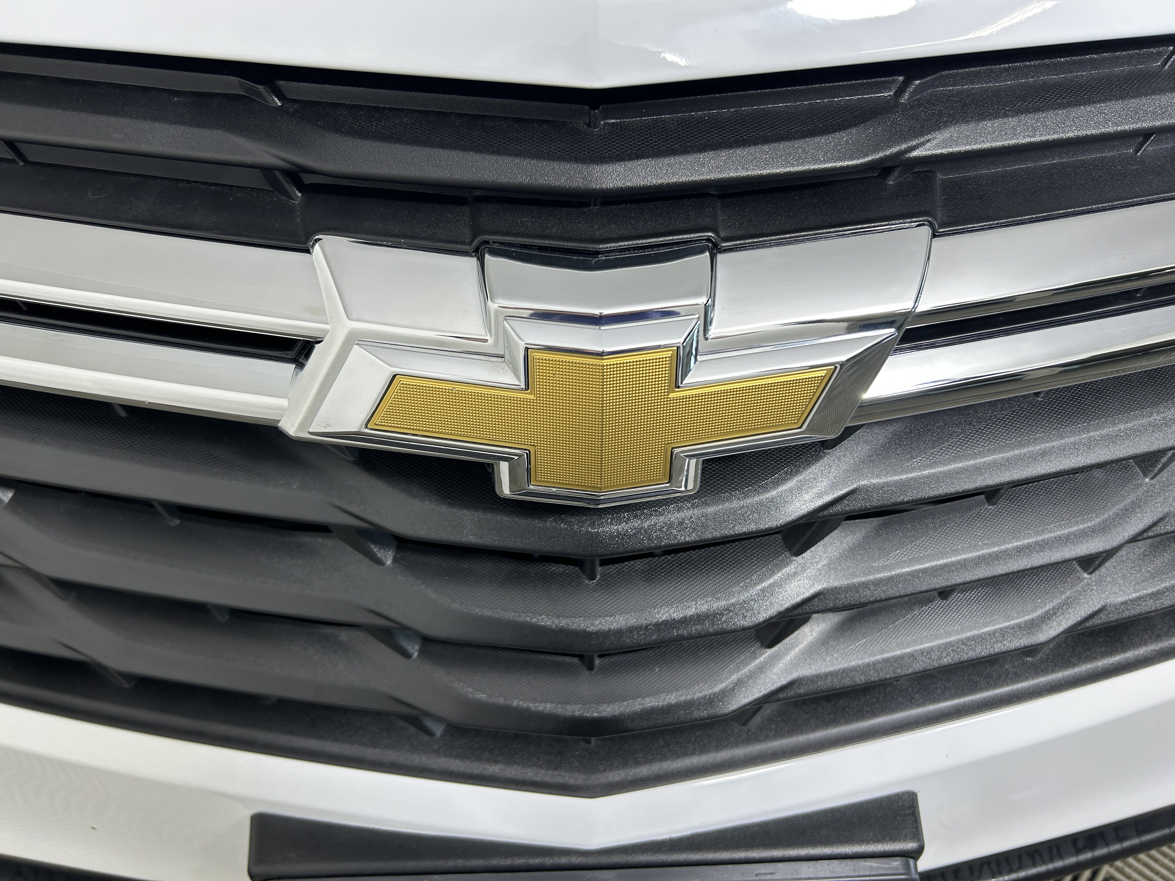 Used 2023 Chevrolet Equinox LS AWD/4WD image 9