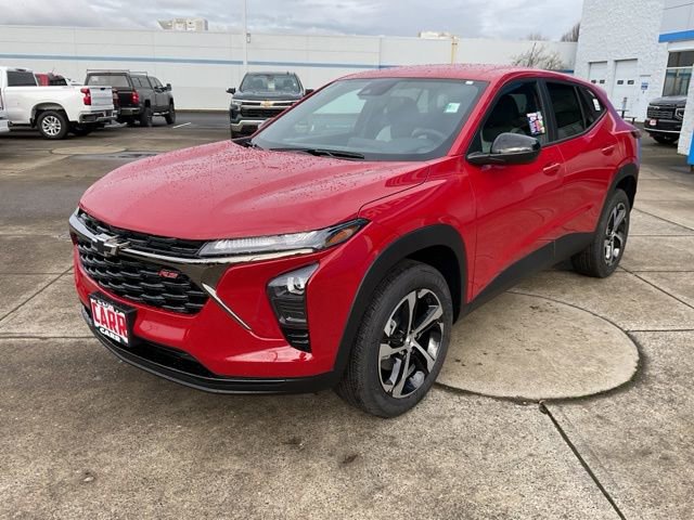 New 2026 Chevrolet Trax RS w/ Driver Confidence Package FWD image 4