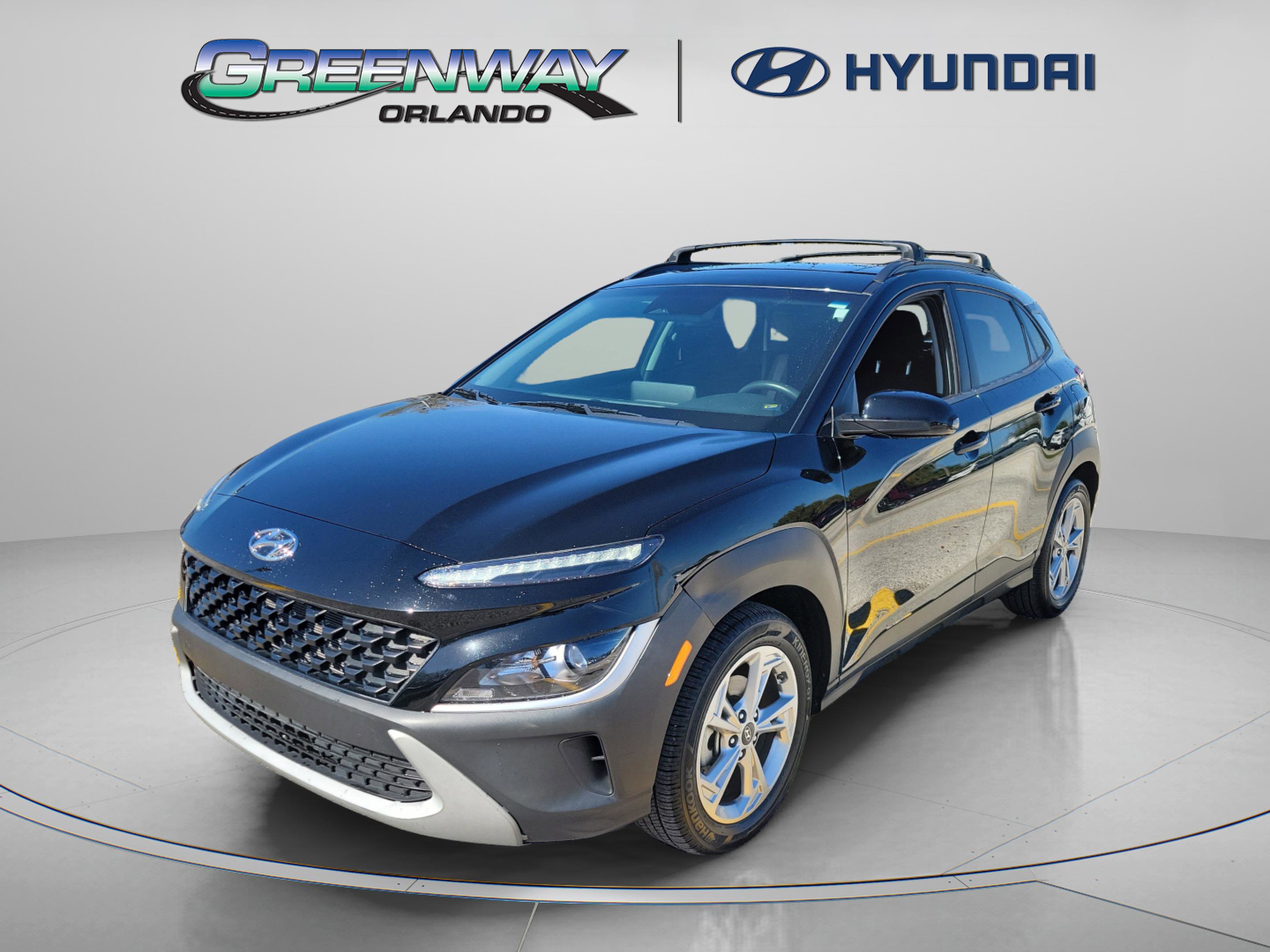 Certified 2022 Hyundai Kona SEL w/ Convenience Package image 2