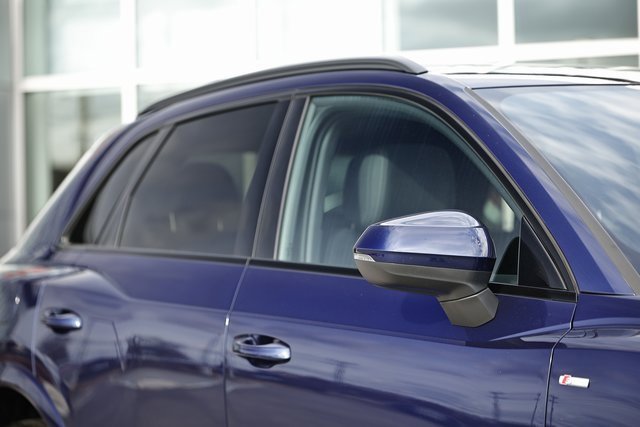 Certified 2025 Audi Q3 2.0T Premium w/ Convenience Package image 3