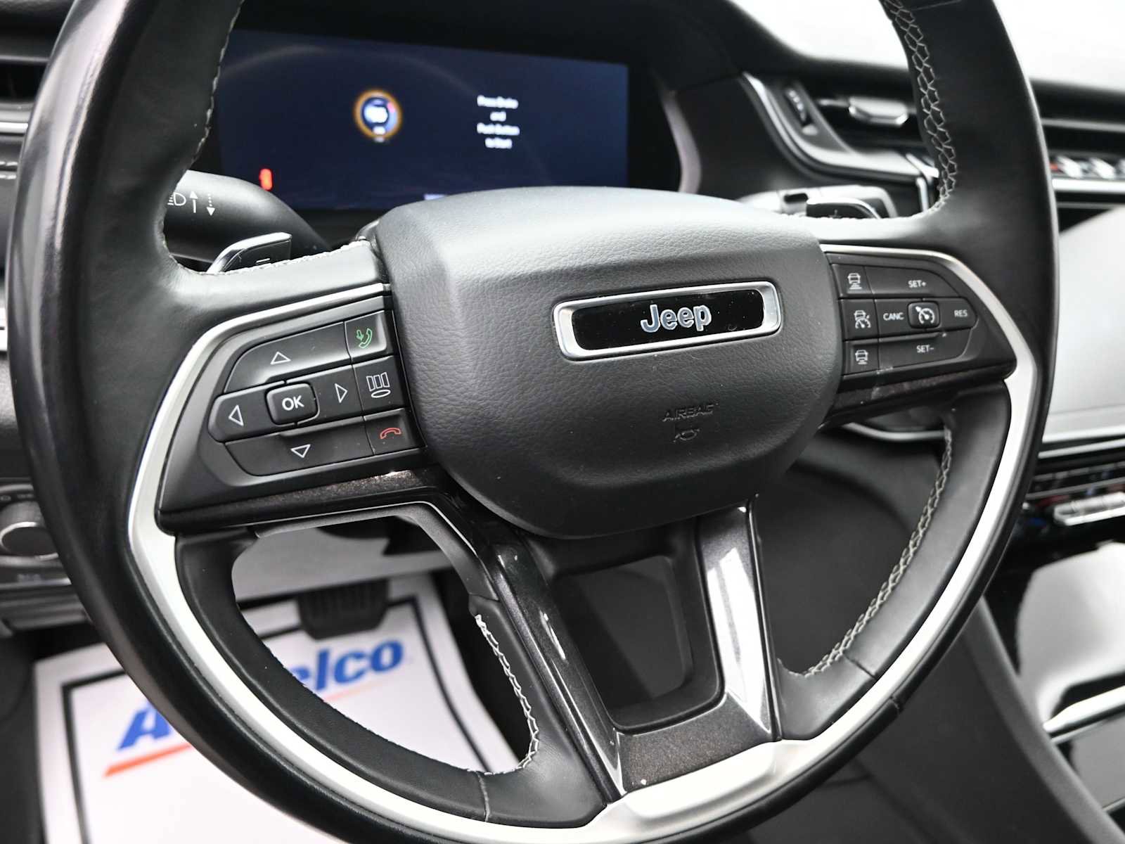 Used 2021 Jeep Grand Cherokee L Laredo image 12