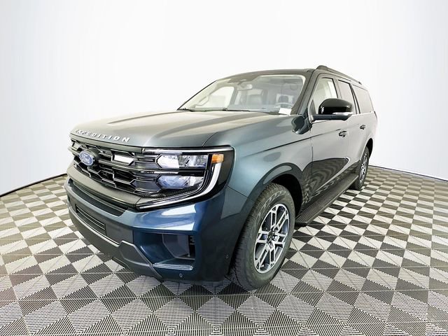 New 2025 Ford Expedition Max Active image 5
