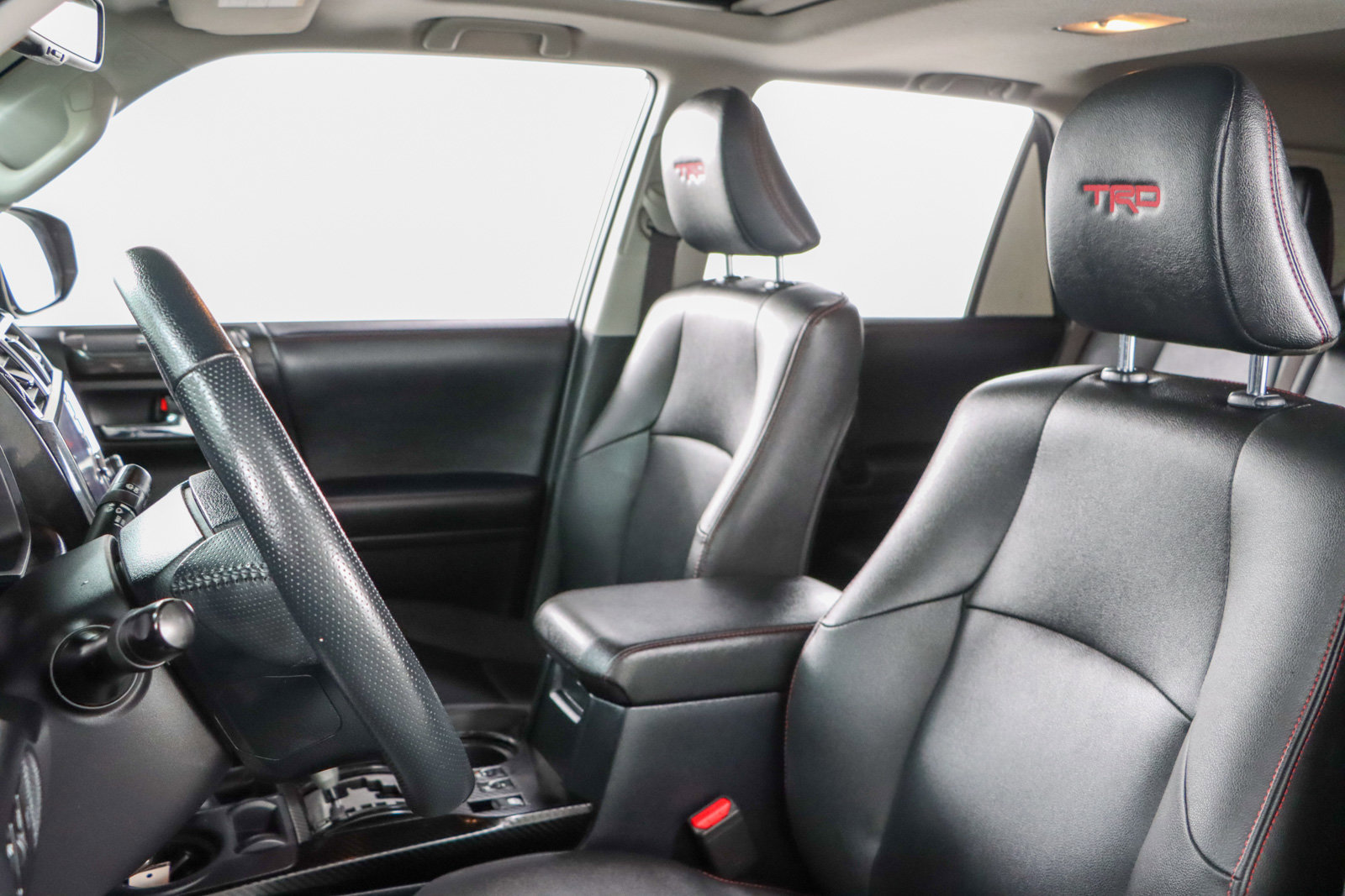 Used 2024 Toyota 4Runner TRD Off-Road Premium w/ Moonroof Package AWD/4WD image 24