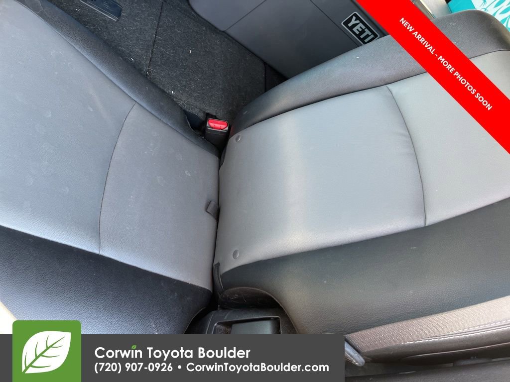 Used 2015 Toyota 4Runner SR5 Premium image 10