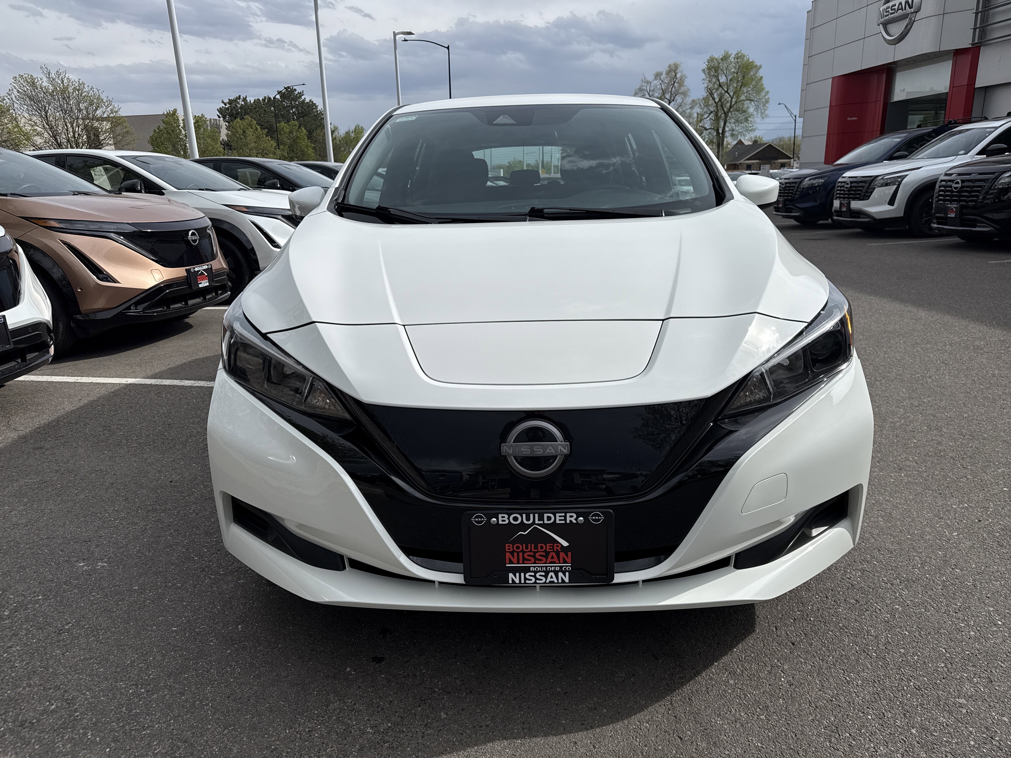 Certified 2024 Nissan Leaf S image 3