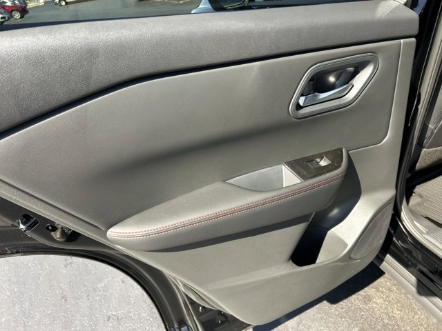 New 2027 Nissan Rogue SV AWD/4WD image 19
