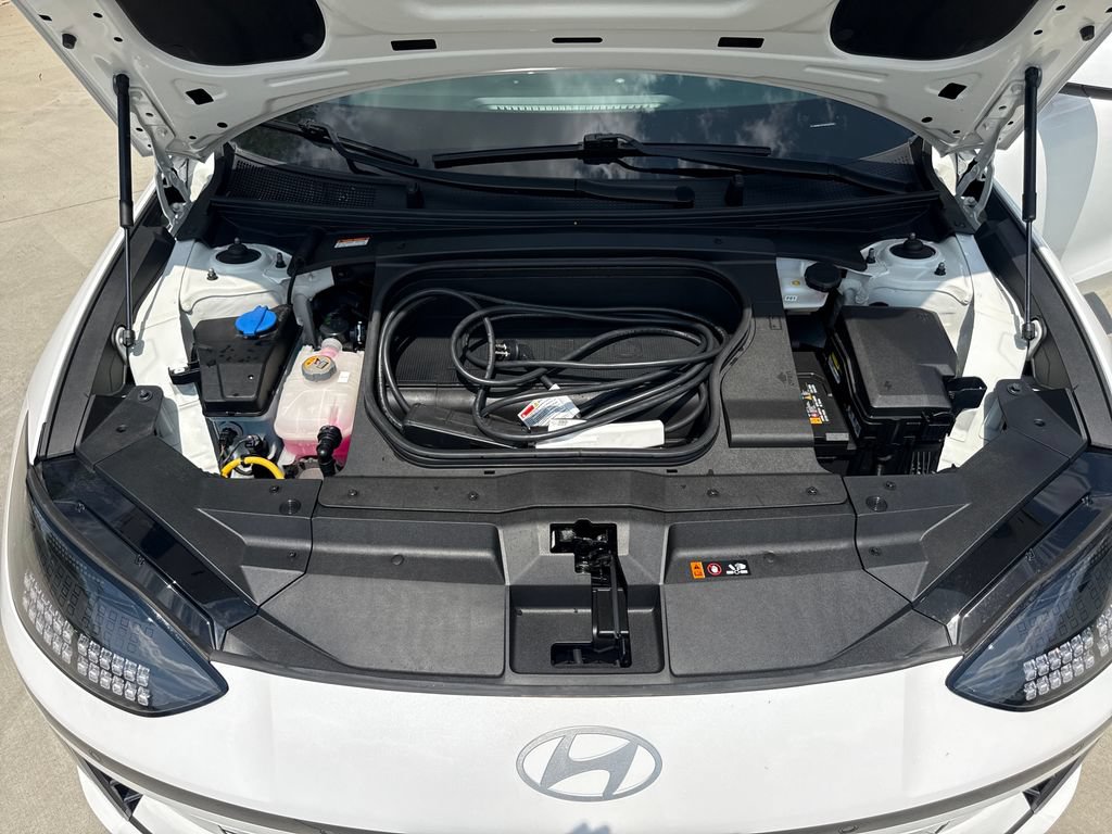 Used 2024 Hyundai Ioniq 6 SE AWD/4WD image 36