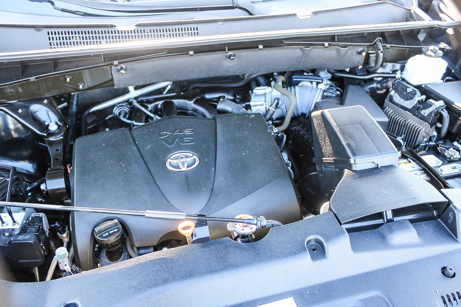 Used 2019 Toyota Highlander Plus FWD image 26
