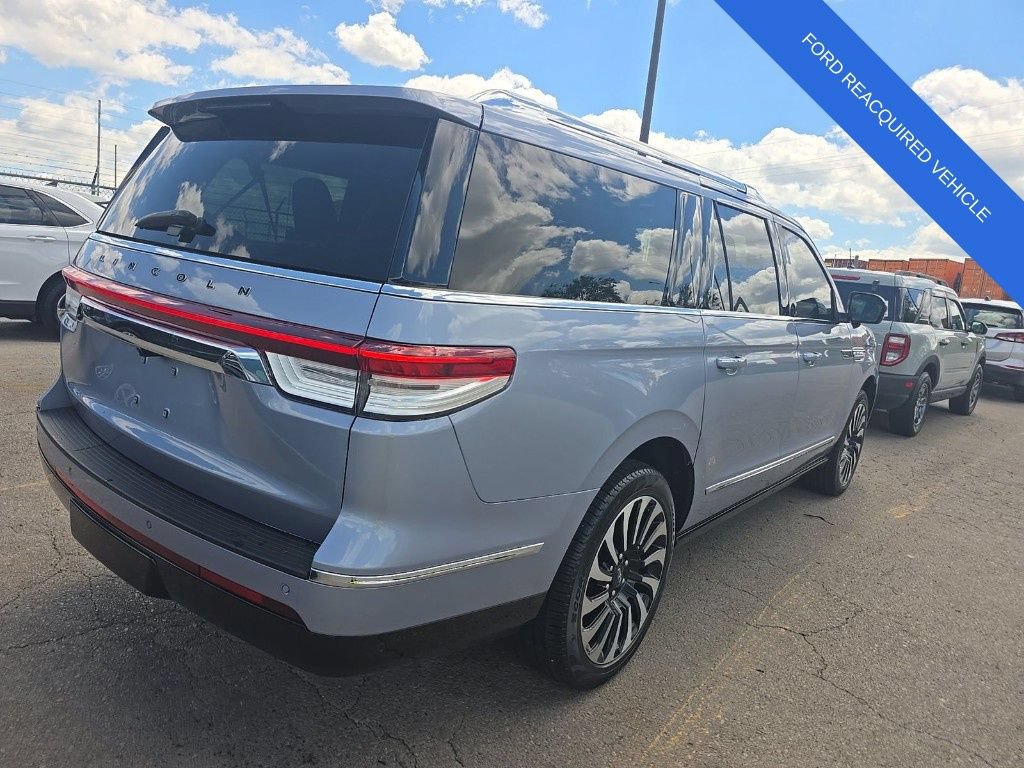 Used 2024 Lincoln Navigator L Black Label AWD/4WD image 4