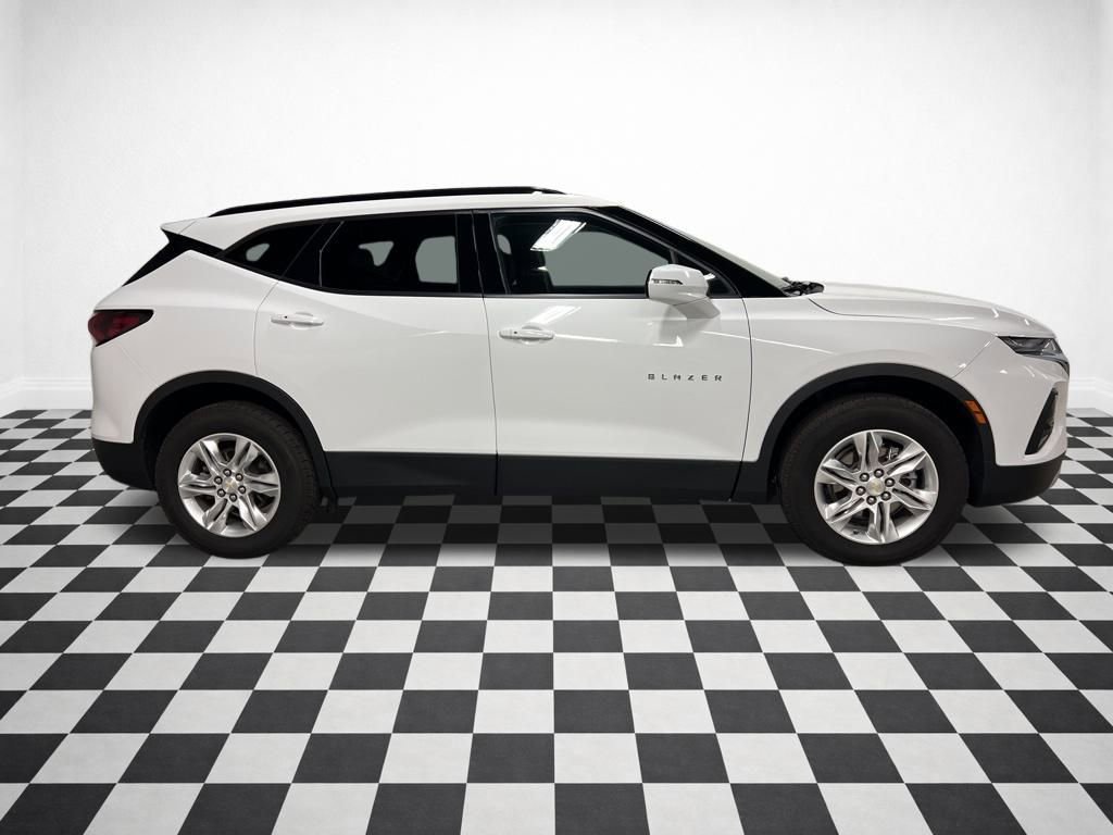 Certified 2022 Chevrolet Blazer LT image 2