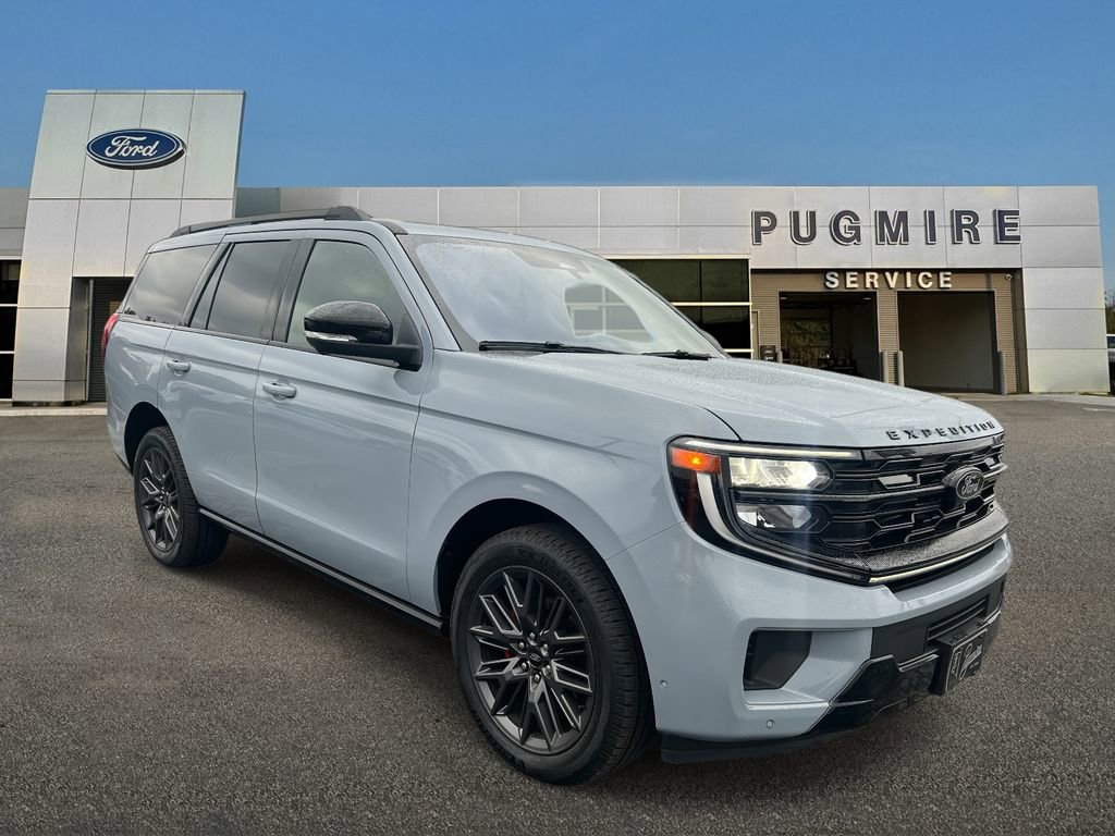 New 2025 Ford Expedition Platinum w/ Stealth Performance Package
