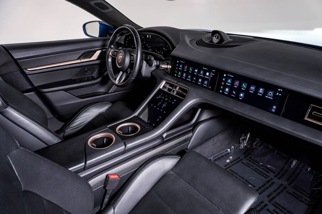 Certified 2021 Porsche Taycan Turbo S image 14